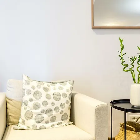 Luxury-central Apartment-victoriei Square-subway Apartment Bucharest